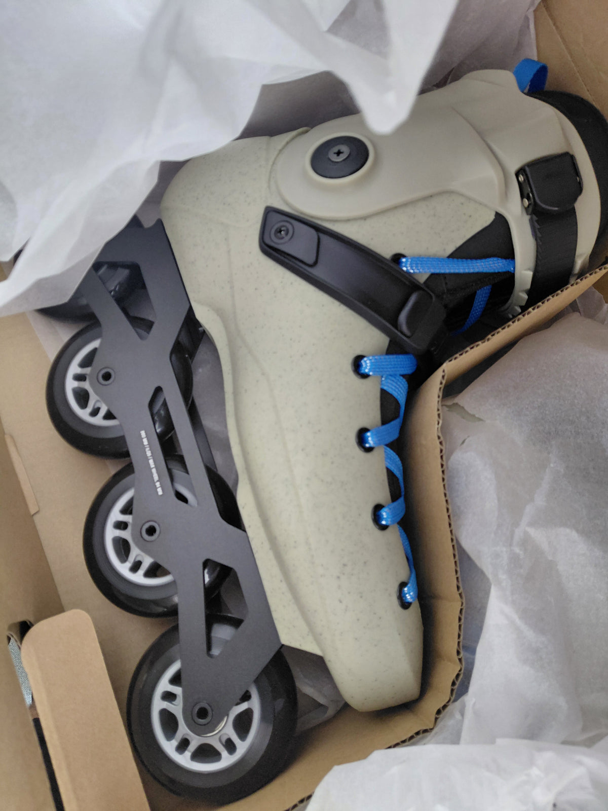 K2 Surge 84 TBA Inline Skates Herren – Hardboot Fitness & Urban Skates